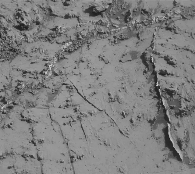 Sol 3139: Mast Camera (Mastcam)
