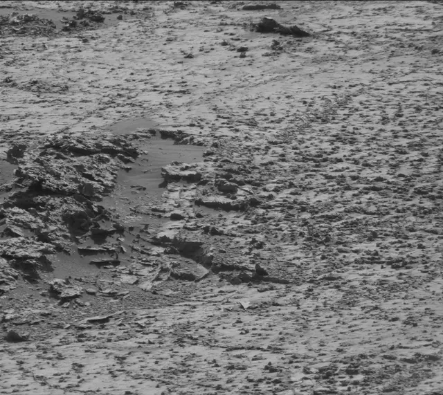 Sol 3139: Mast Camera (Mastcam)