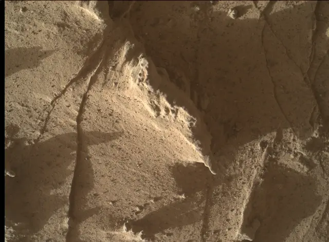 Sol 3139: Mars Hand Lens Imager (MAHLI)