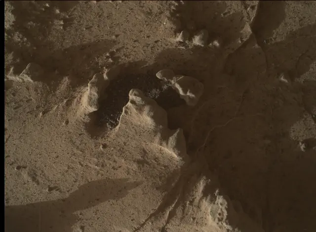 Sol 3139: Mars Hand Lens Imager (MAHLI)