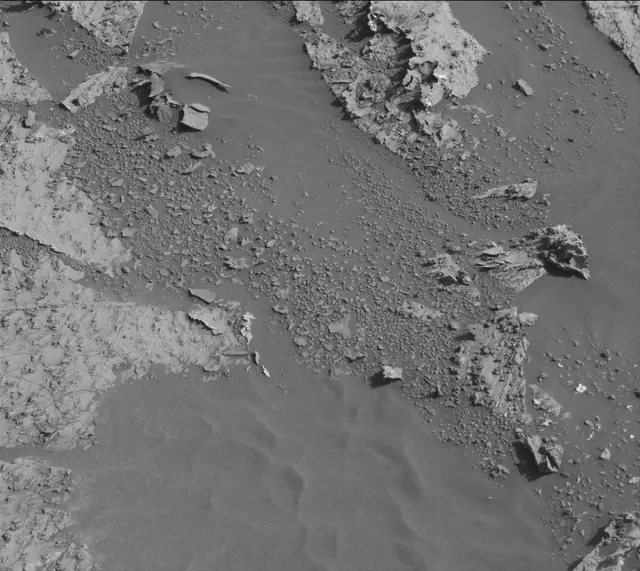 Sol 3140: Mast Camera (Mastcam)