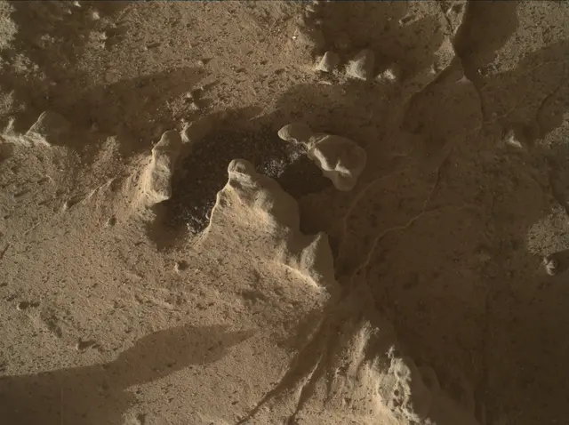Sol 3140: Mars Hand Lens Imager (MAHLI)