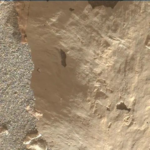 Sol 3142: Mars Hand Lens Imager (MAHLI)
