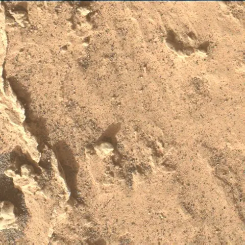 Sol 3142: Mars Hand Lens Imager (MAHLI)
