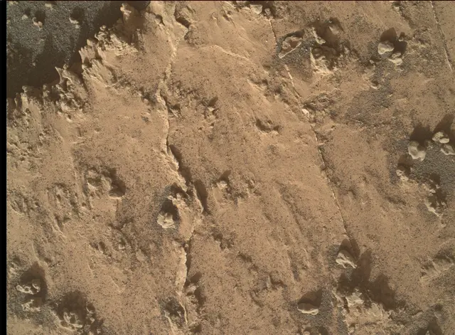 Sol 3142: Mars Hand Lens Imager (MAHLI)