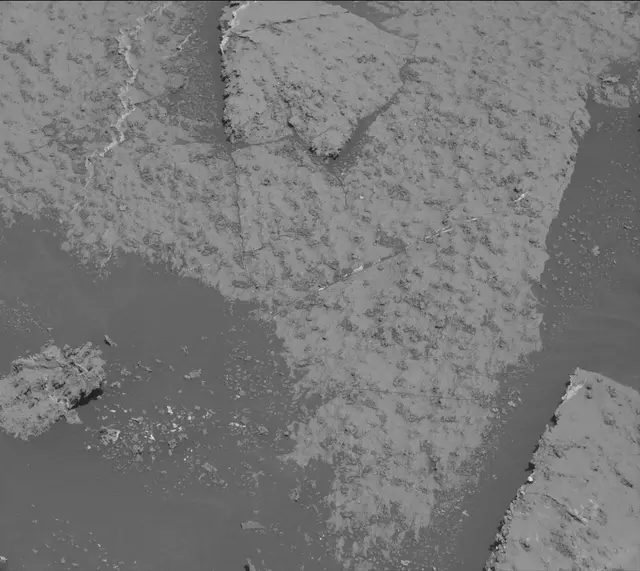 Sol 3143: Mast Camera (Mastcam)