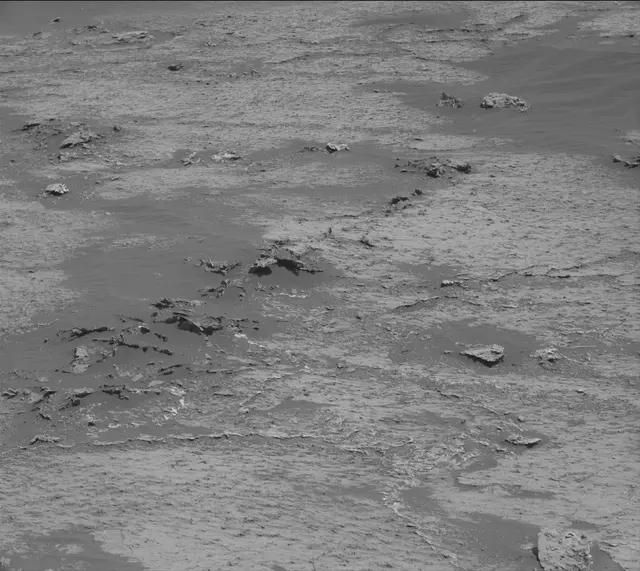 Sol 3143: Mast Camera (Mastcam)