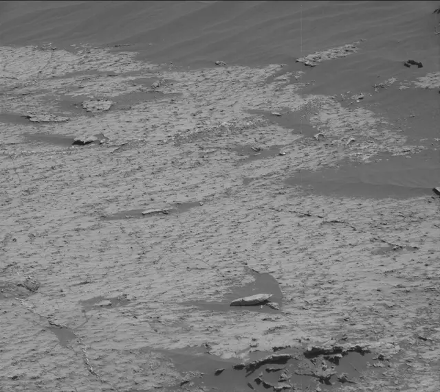 Sol 3143: Mast Camera (Mastcam)