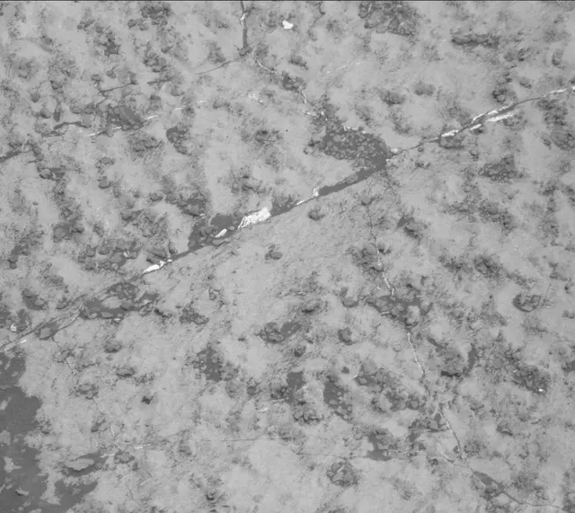 Sol 3143: Mast Camera (Mastcam)