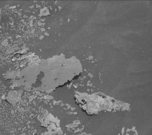 Sol 3143: Mast Camera (Mastcam)