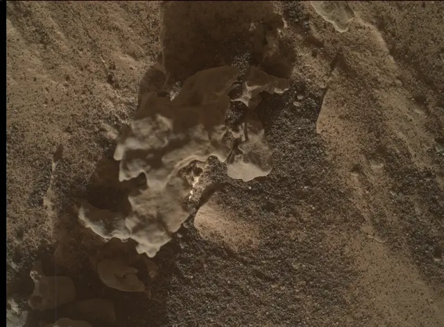 Sol 3144: Mars Hand Lens Imager (MAHLI)