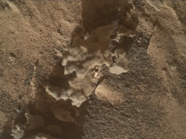 Sol 3144: Mars Hand Lens Imager (MAHLI)