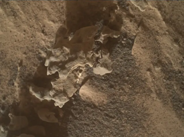 Sol 3144: Mars Hand Lens Imager (MAHLI)
