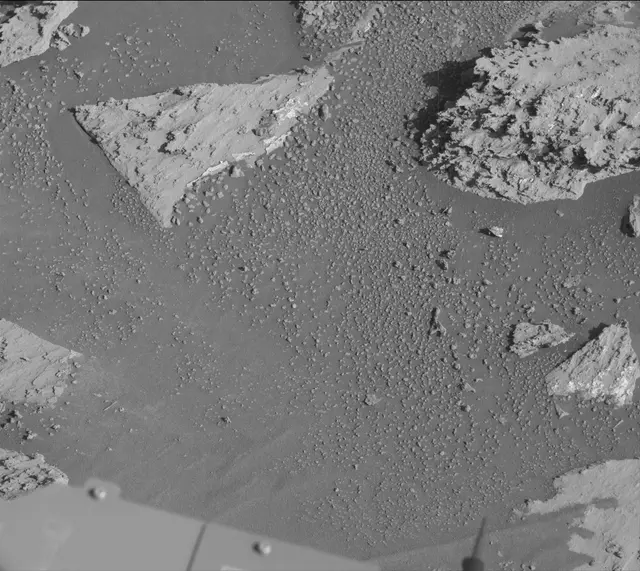 Sol 3145: Mast Camera (Mastcam)