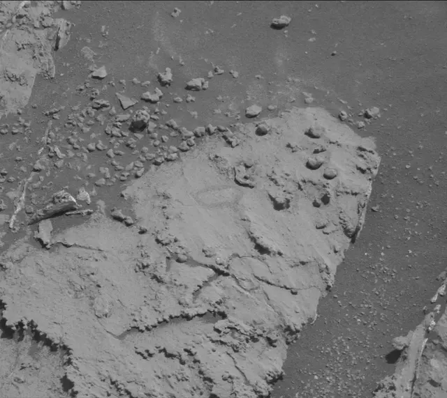 Sol 3146: Mast Camera (Mastcam)