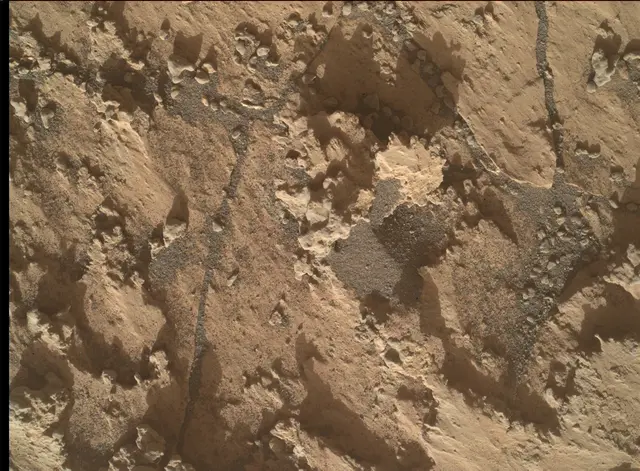 Sol 3146: Mars Hand Lens Imager (MAHLI)