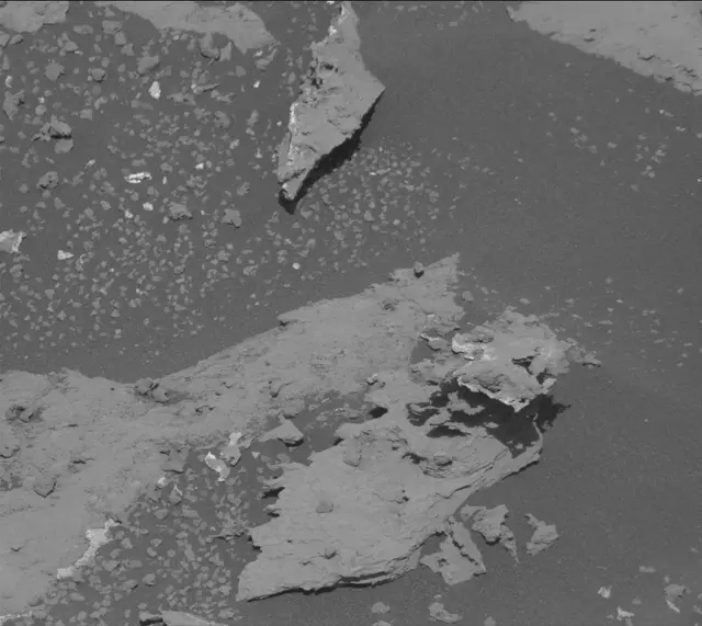 Sol 3147: Mast Camera (Mastcam)