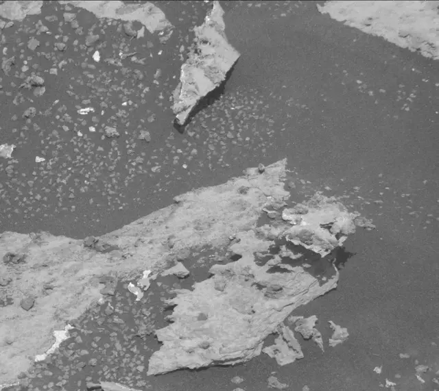 Sol 3147: Mast Camera (Mastcam)