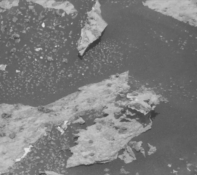 Sol 3147: Mast Camera (Mastcam)