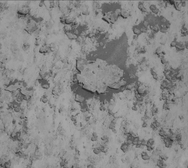Sol 3147: Mast Camera (Mastcam)
