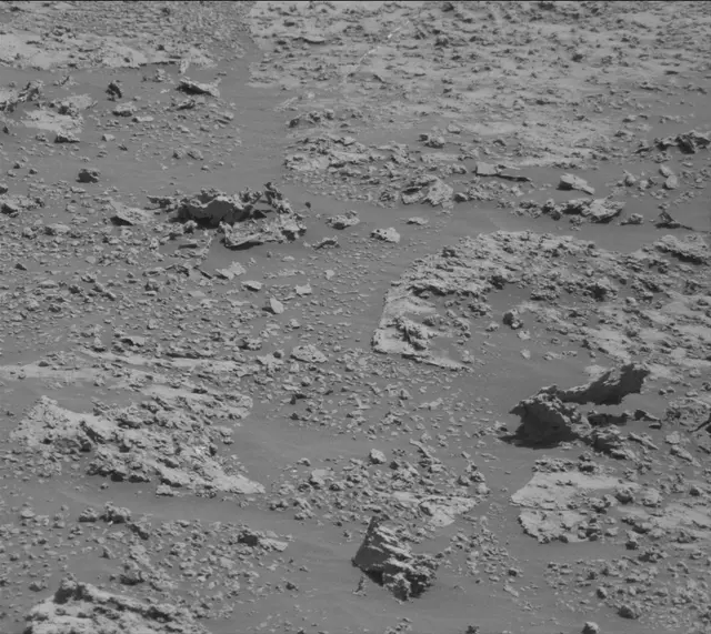 Sol 3147: Mast Camera (Mastcam)