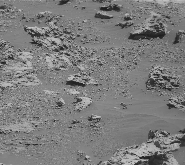 Sol 3147: Mast Camera (Mastcam)
