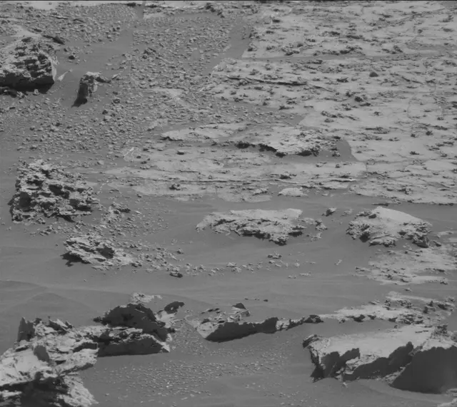 Sol 3147: Mast Camera (Mastcam)