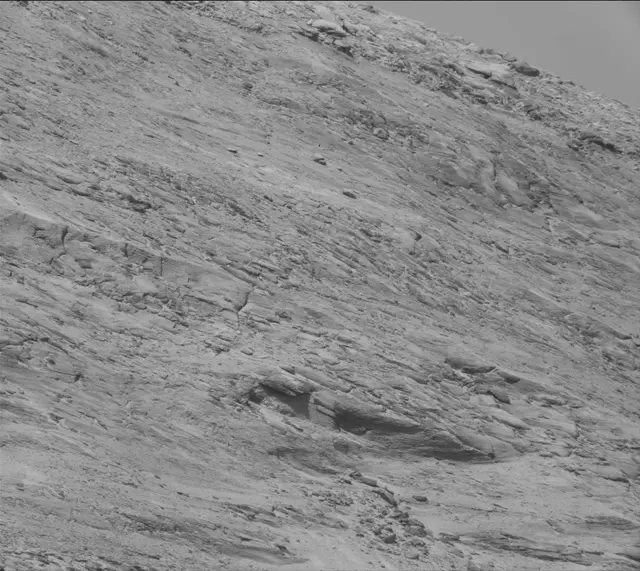 Sol 3149: Mast Camera (Mastcam)