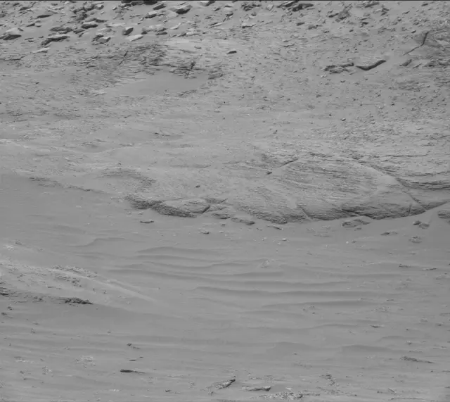 Sol 3149: Mast Camera (Mastcam)