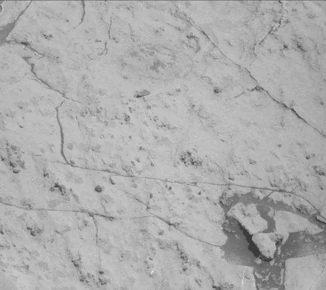 Sol 3149: Mast Camera (Mastcam)