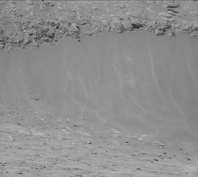 Sol 3149: Mast Camera (Mastcam)