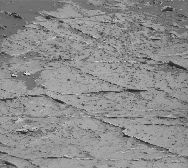 Sol 3151: Mast Camera (Mastcam)
