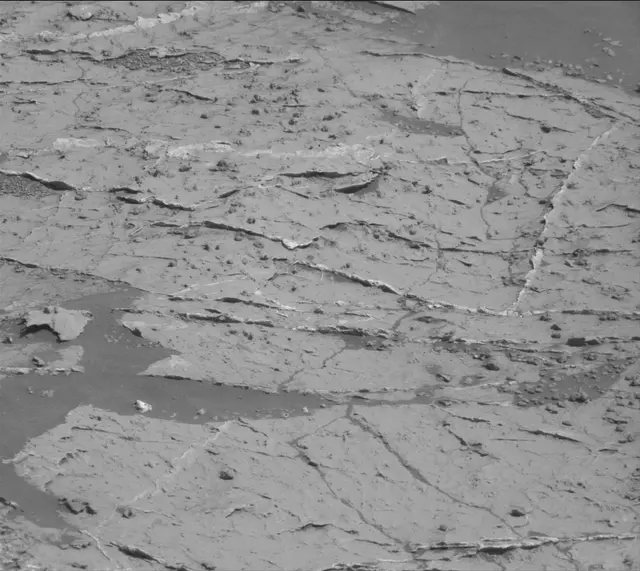 Sol 3151: Mast Camera (Mastcam)