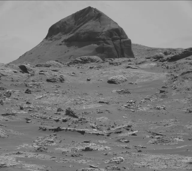 Sol 3151: Mast Camera (Mastcam)