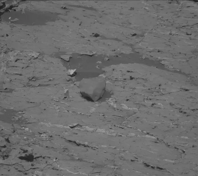 Sol 3153: Mast Camera (Mastcam)