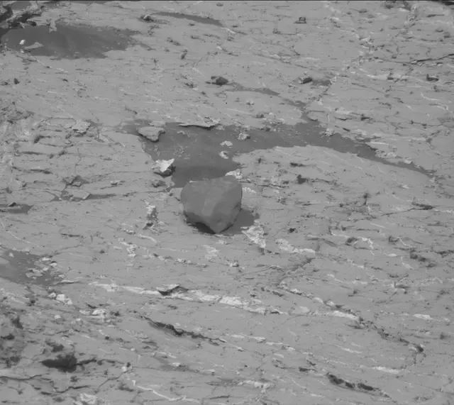 Sol 3153: Mast Camera (Mastcam)