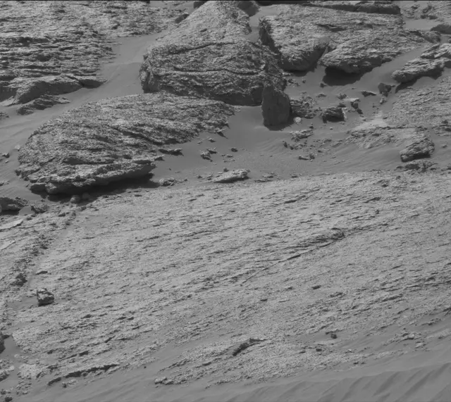 Sol 3153: Mast Camera (Mastcam)
