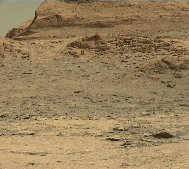 Sol 3154: Mast Camera (Mastcam)