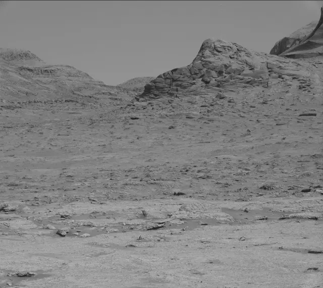 Sol 3154: Mast Camera (Mastcam)