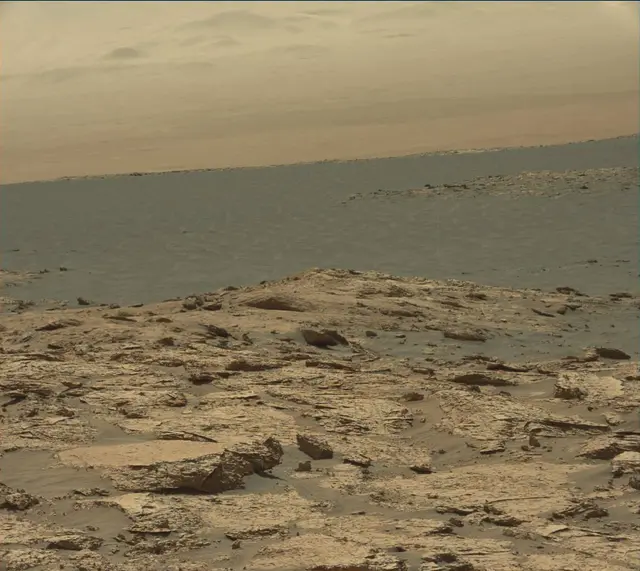 Sol 3154: Mast Camera (Mastcam)