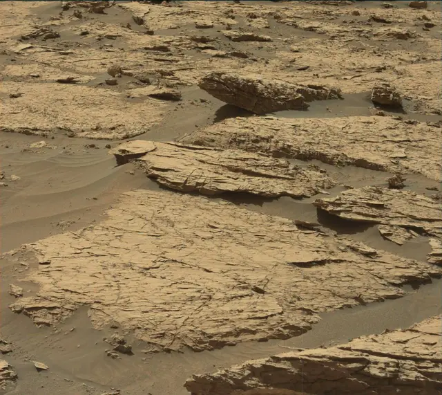 Sol 3154: Mast Camera (Mastcam)