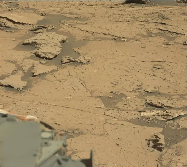 Sol 3154: Mast Camera (Mastcam)