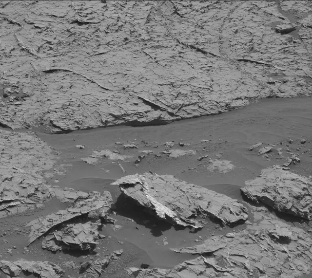 Sol 3154: Mast Camera (Mastcam)