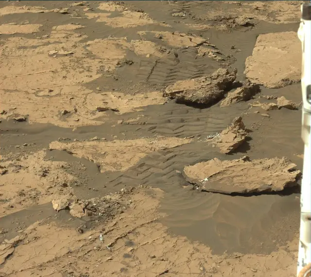 Sol 3154: Mast Camera (Mastcam)