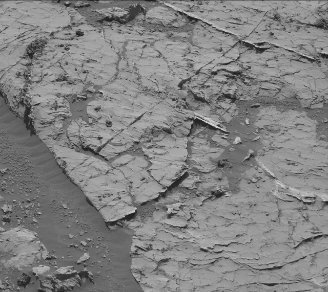 Sol 3154: Mast Camera (Mastcam)