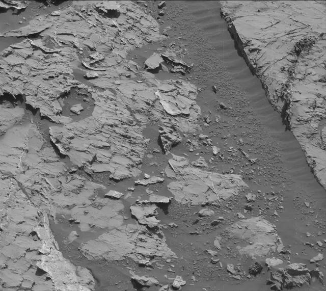 Sol 3154: Mast Camera (Mastcam)