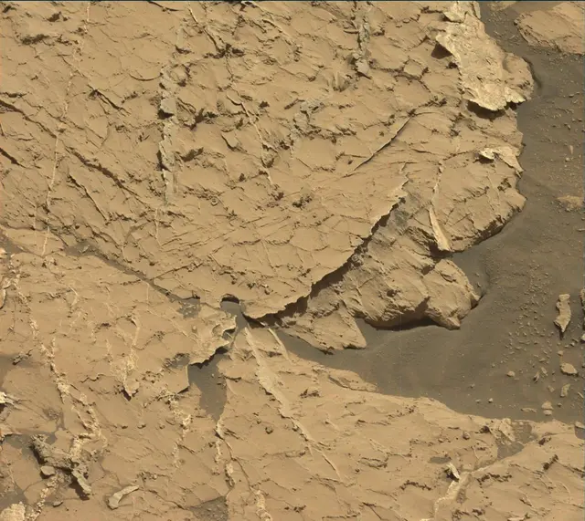 Sol 3154: Mast Camera (Mastcam)