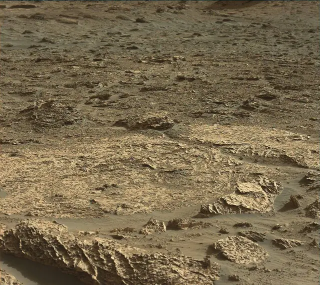 Sol 3156: Mast Camera (Mastcam)