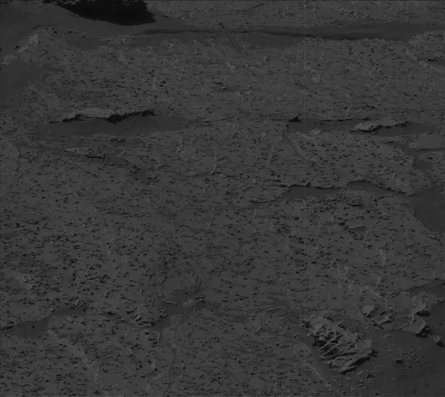 Sol 3157: Mast Camera (Mastcam)