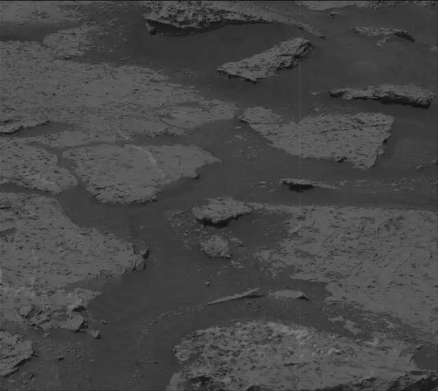 Sol 3157: Mast Camera (Mastcam)